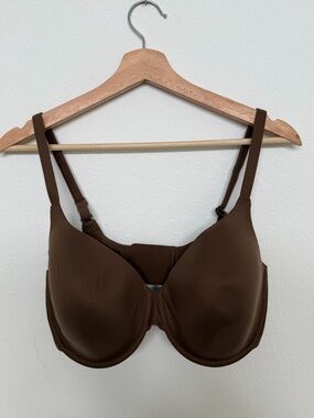 Skims Bra 34DDD NWT Tshirt Bra Dark Brown Onyx